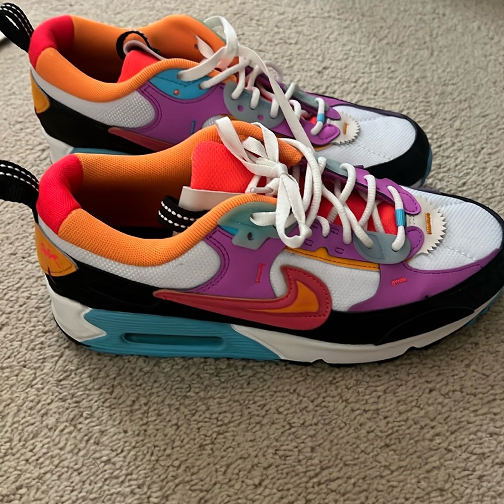 EUC *Like NEW* Nike Air Max